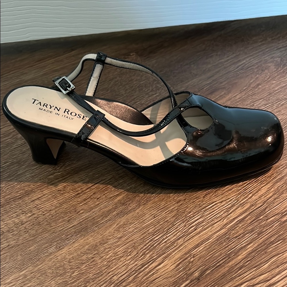 Taryn Rose Black Women's Shoes - Picture 2 of 12